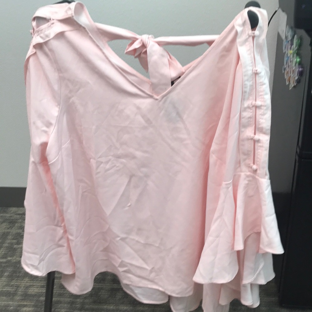 Tie back kimono sleeve top